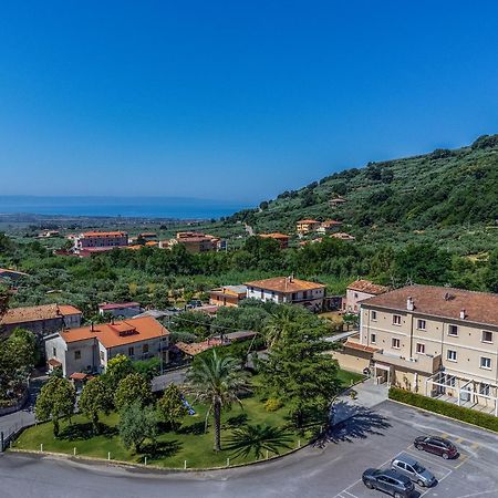 Hotel Ristorante La Mimosa Lamezia Terme Kültér fotó