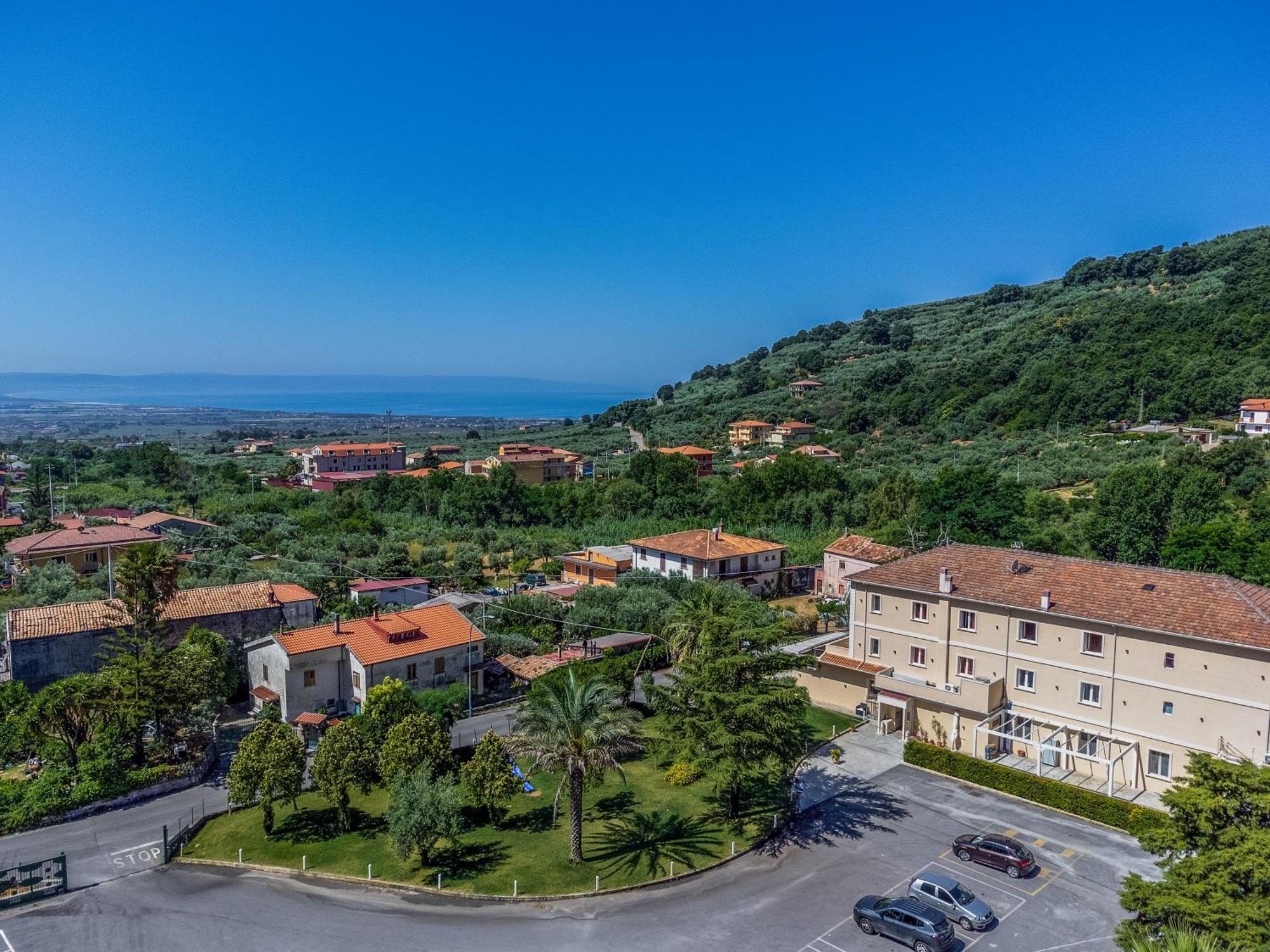 Hotel Ristorante La Mimosa Lamezia Terme Kültér fotó