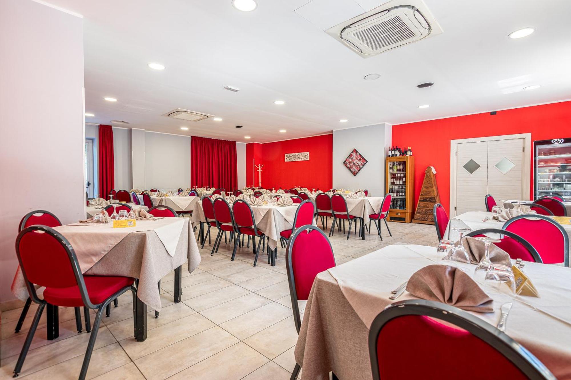 Hotel Ristorante La Mimosa Lamezia Terme Kültér fotó